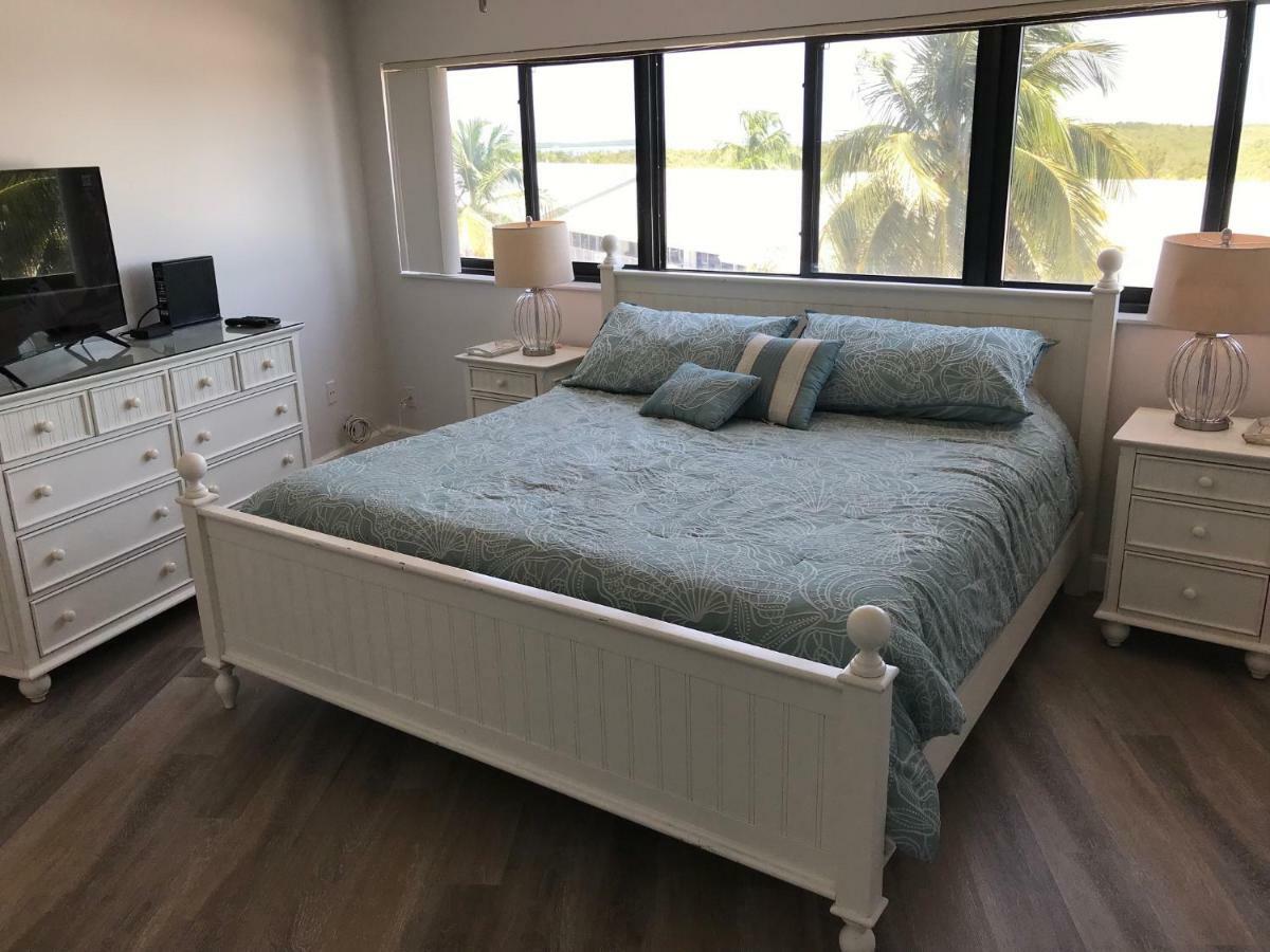 Licensed Mgr - Modern Oceanfront Condo! Beautiful Ocean Views! Beach Resort! 2 King Beds! Key Largo Dış mekan fotoğraf